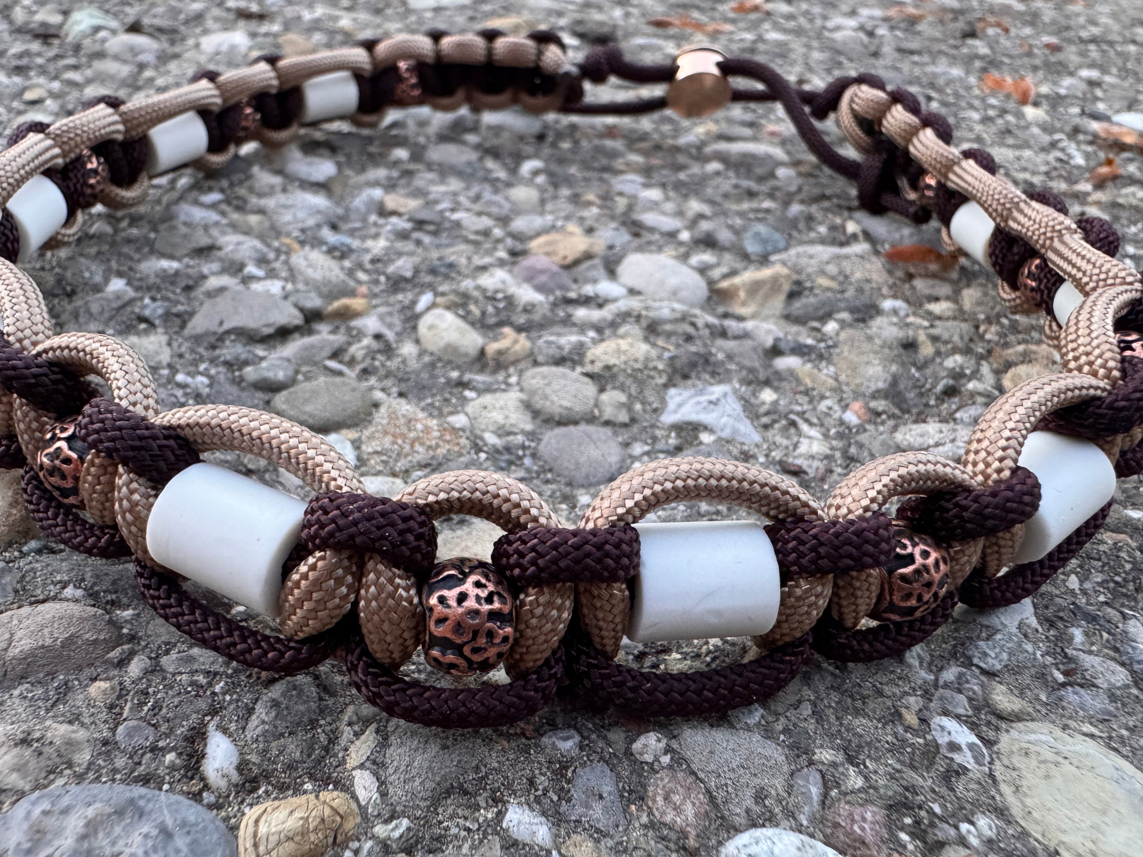 EM-Keramik Halsband "Terre“, 44-50cm