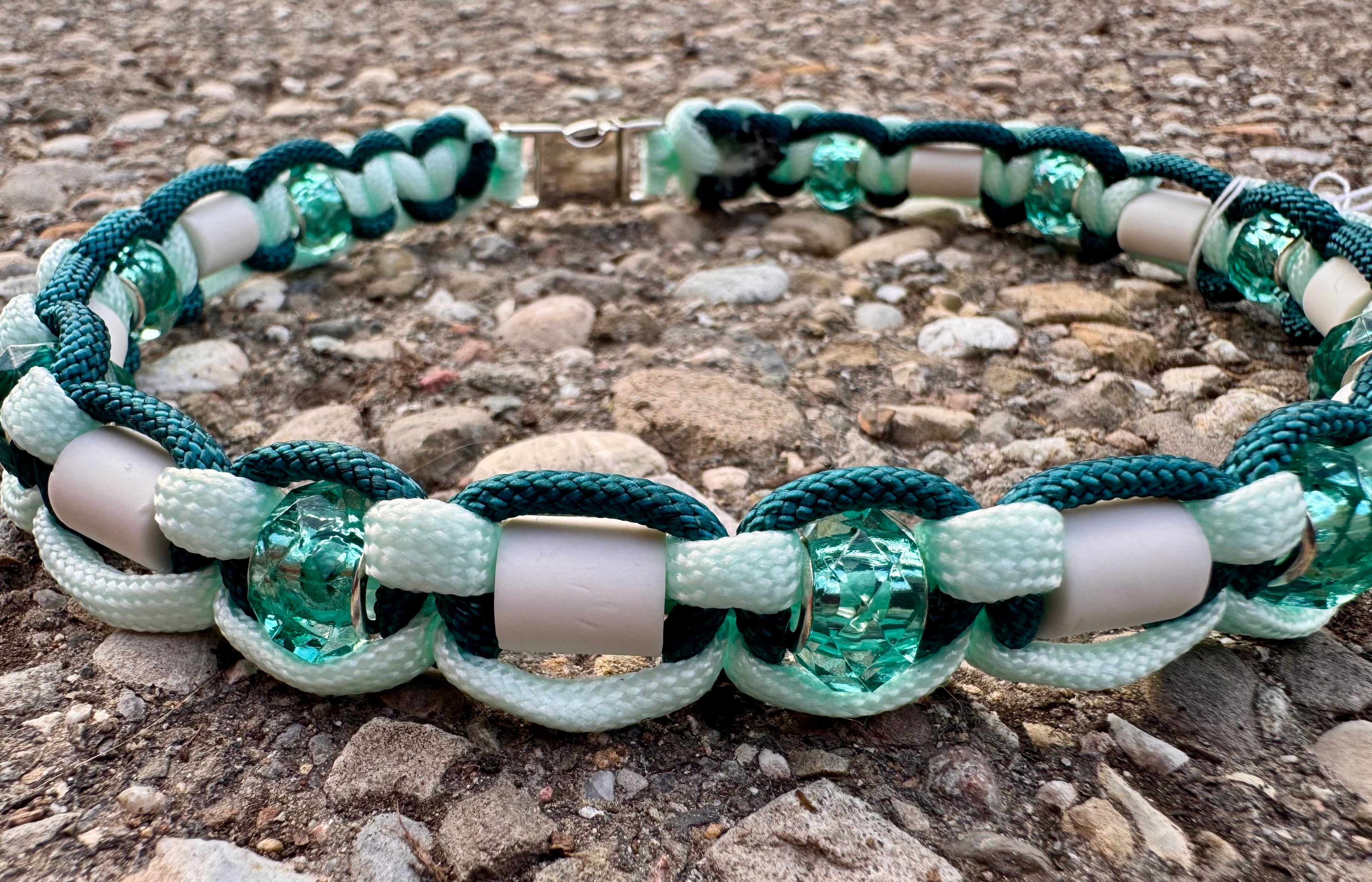 EM-Keramik Halsband "Verdi", 43cm