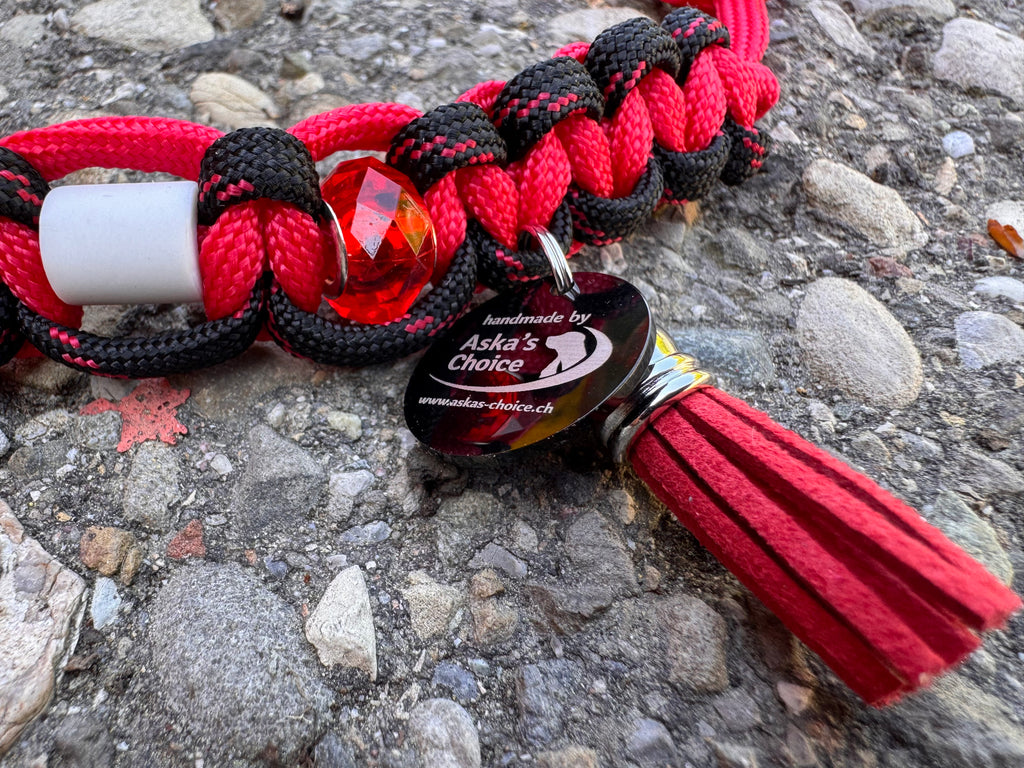 EM-Keramik Halsband "Schwarzer Rubin“, 47-53 cm