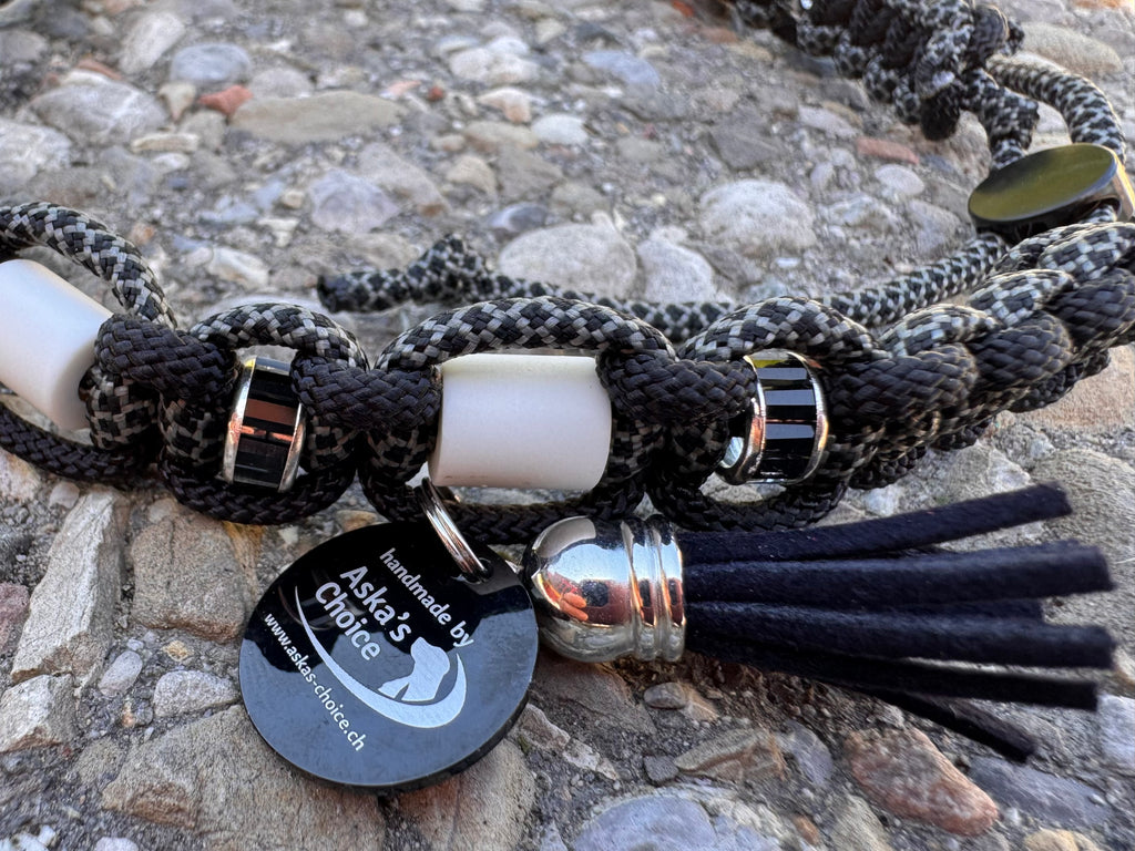 EM-Keramik Halsband "Obsidian“, 44-50cm