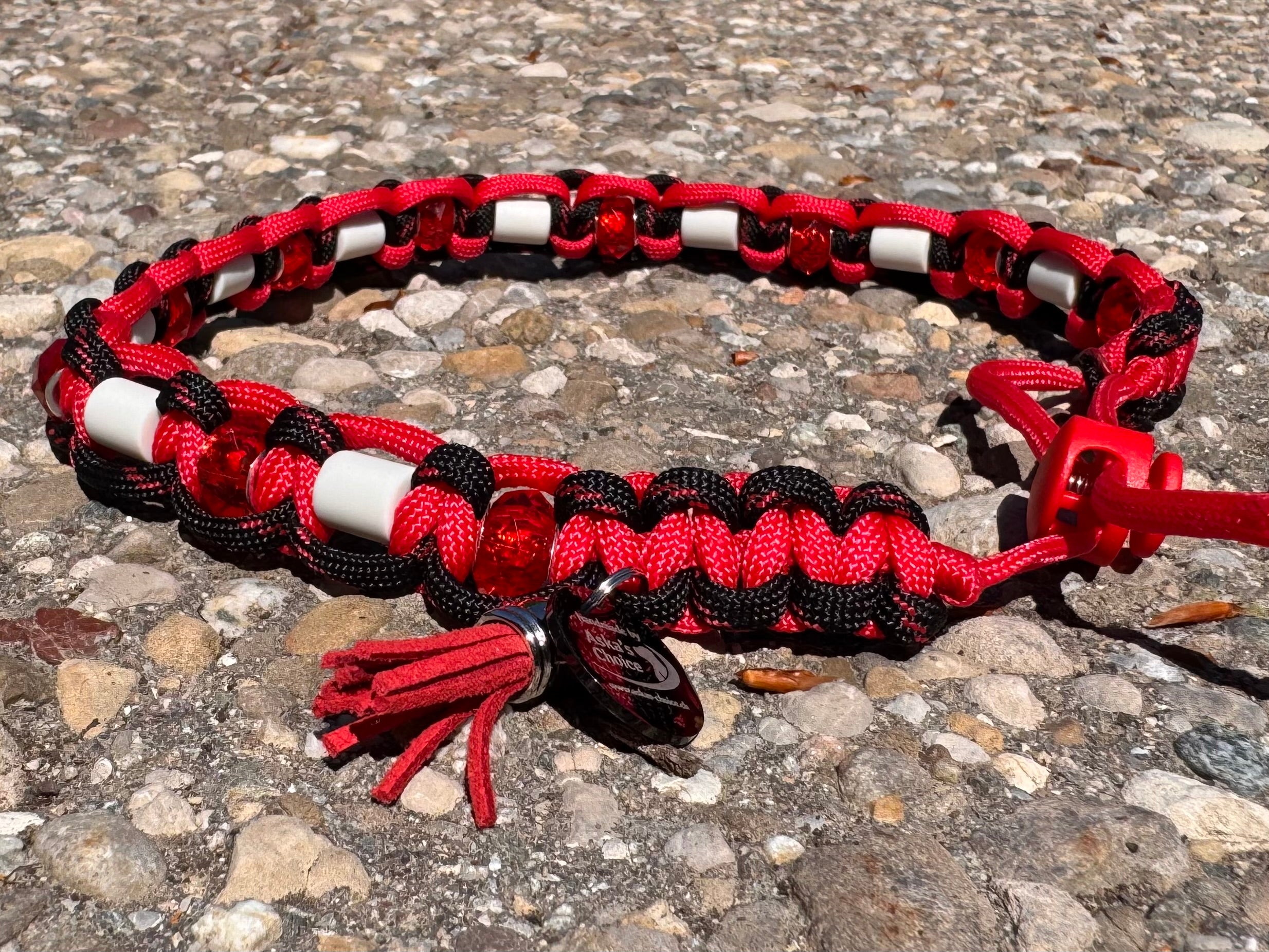 EM-Keramik Halsband "Schwarzer Rubin“, 47-53 cm