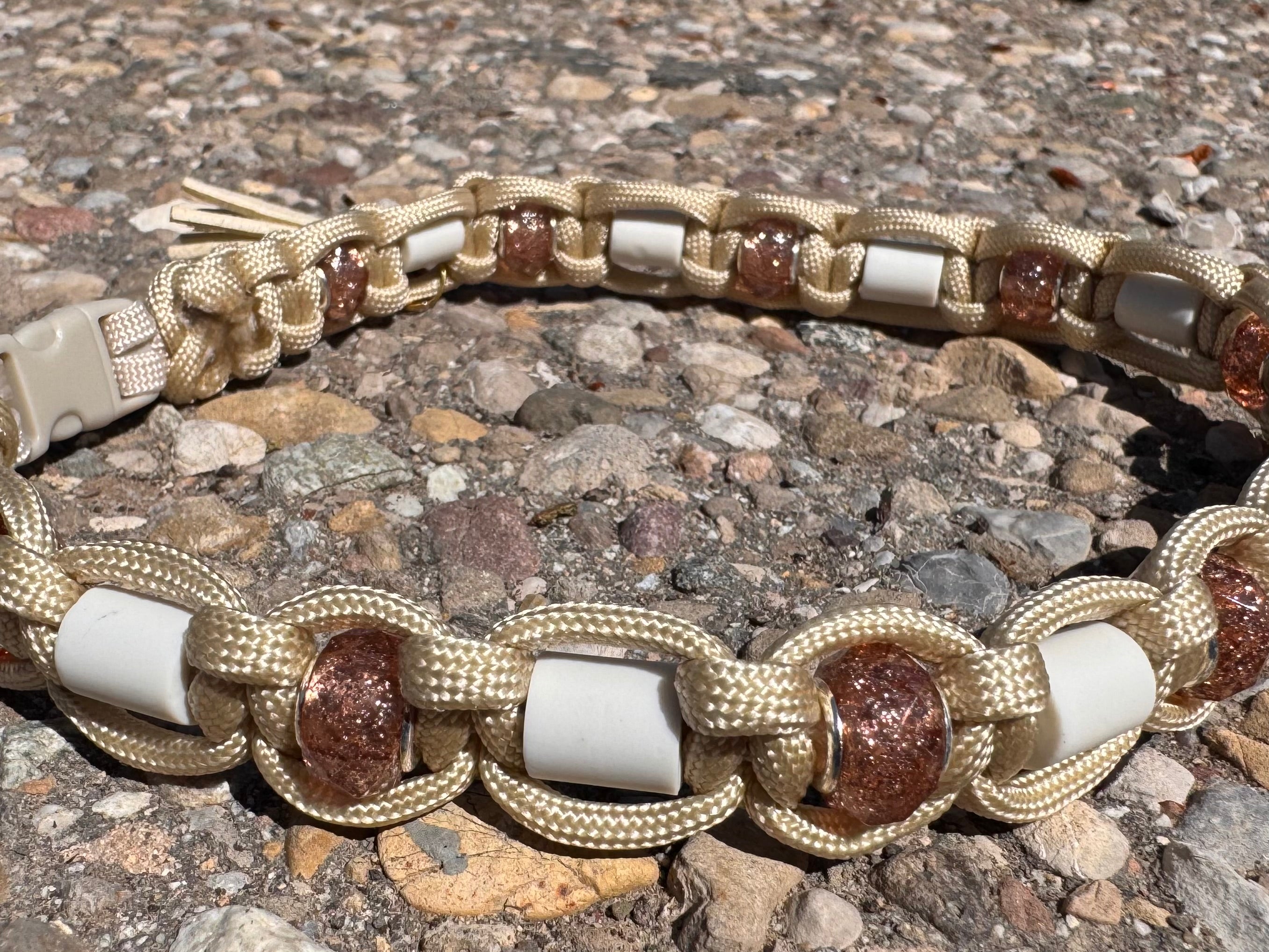 EM-Keramik Halsband "Ivory“, 47 cm