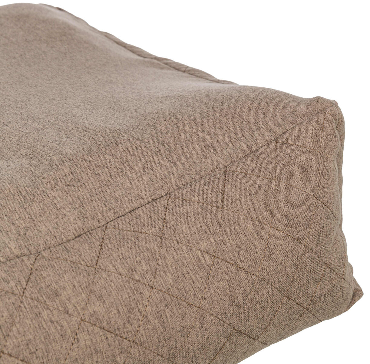 Trixie Bett Caliente