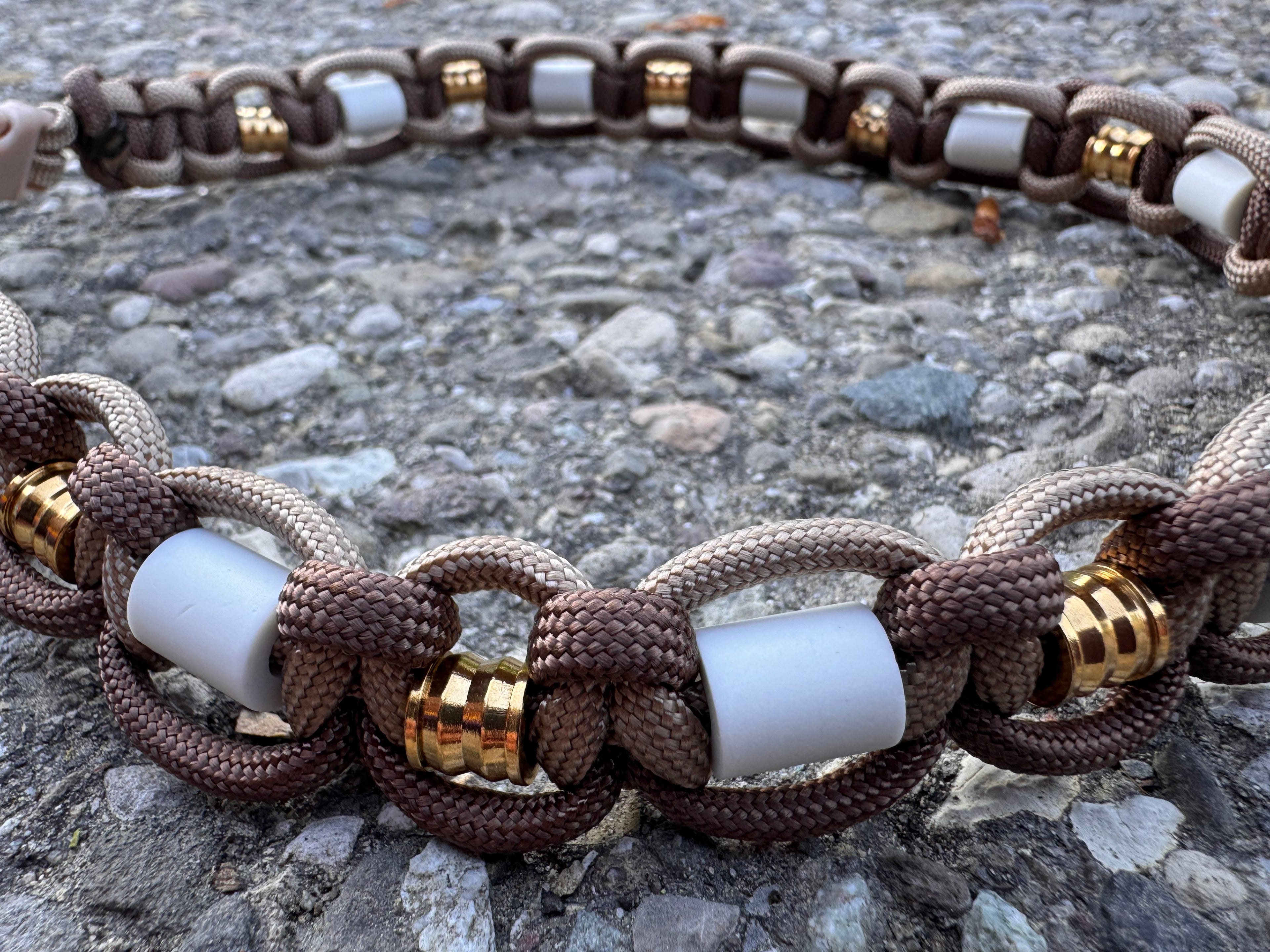 EM-Keramik Halsband "Coyote“, 51cm