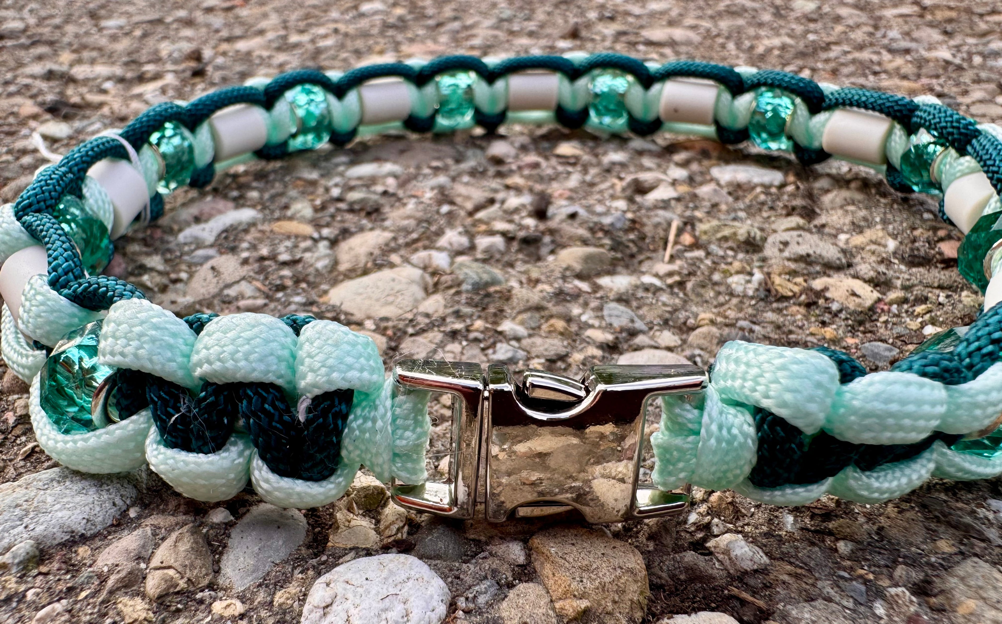 EM-Keramik Halsband "Verdi", 43cm