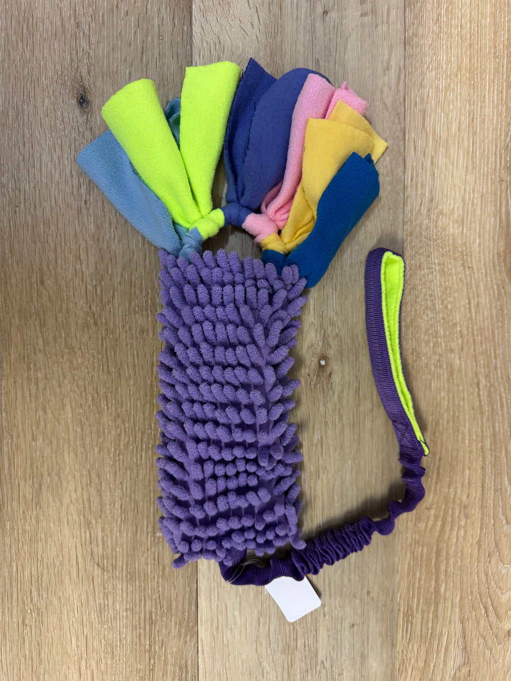 Mop-Zergel an Bungee-Seil